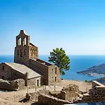 & - Panoramic Olivars *